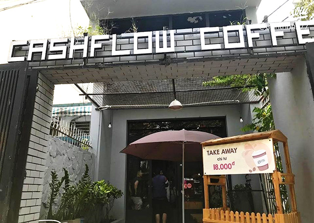 CashFlow Boardgame Cafe