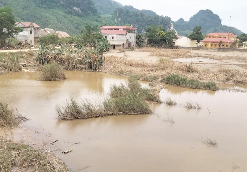 Xã Minh Chuẩn bị cô lập nhiều ngày do lũ quét và sạt lở